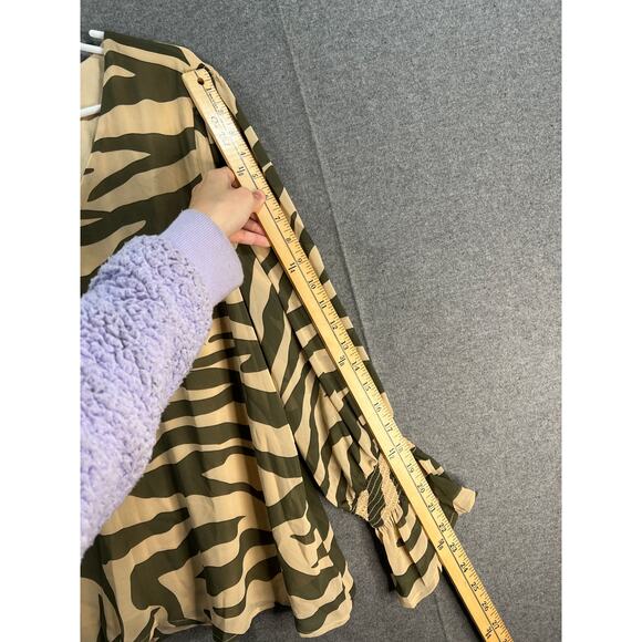 Studio Park x Leah Williams Printed Chiffon Blouse with Ruff Khaki Zebra Large - Picture 5 of 9